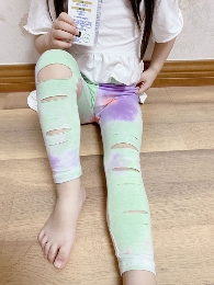 Wholesale Kids Girl Ripped Leggings